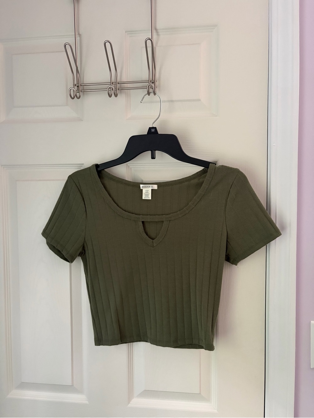 Bozzolo Olive Ribbed Keyhole Crop Top